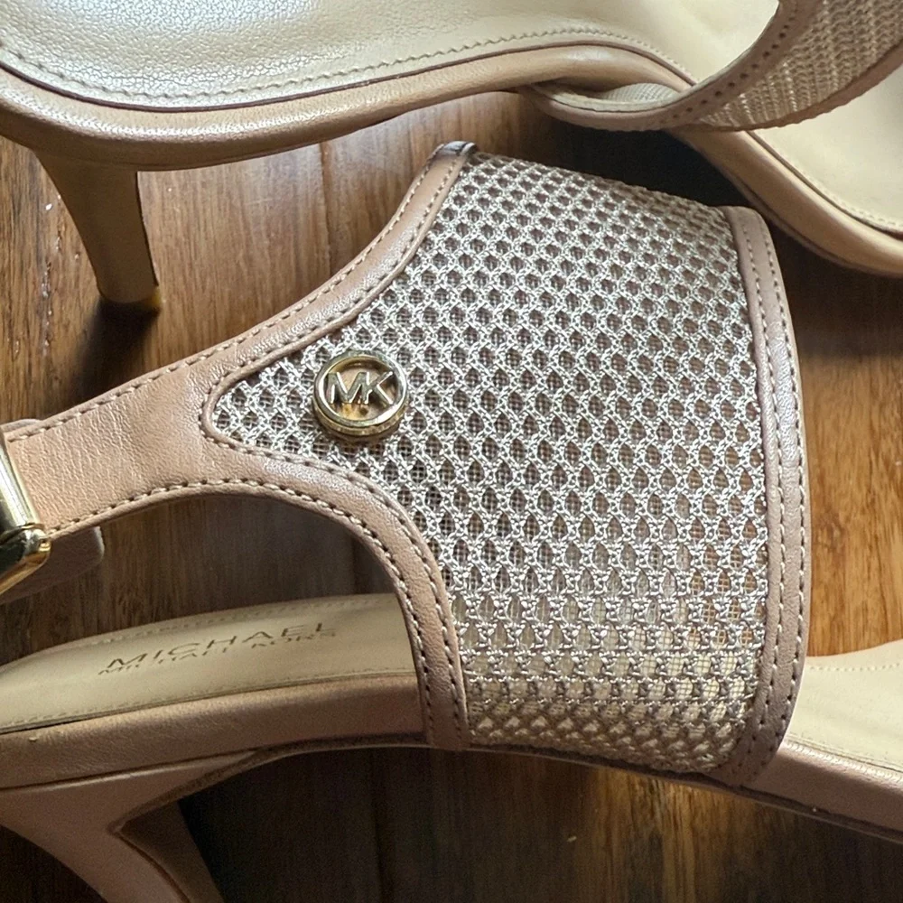 Michael Kors Tan Sandals - Picture 3 of 6